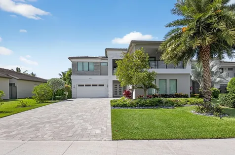 8858 Skyward Street Boca Raton FL 33496