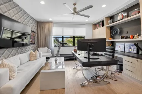 8858 Skyward Street Boca Raton FL 33496