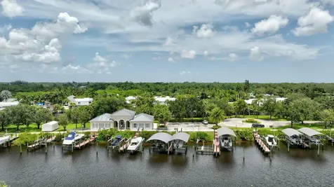 699 Sw River Bend Circle Stuart FL 34997