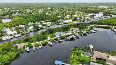 699 Sw River Bend Circle Stuart FL 34997