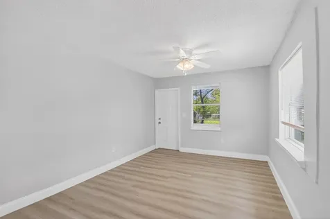 323 S E Street Lake Worth Beach FL 33460