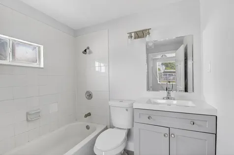 323 S E Street Lake Worth Beach FL 33460
