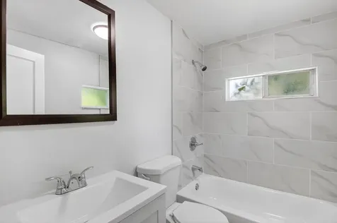 323 S E Street Lake Worth Beach FL 33460