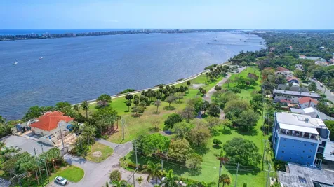 323 S E Street Lake Worth Beach FL 33460