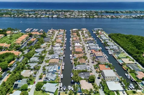 100 Neptune Drive Hypoluxo FL 33462