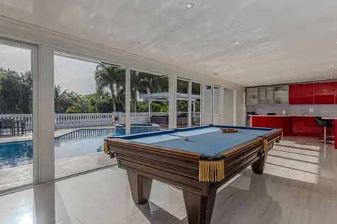 875 Nw 120th Avenue Plantation FL 33325