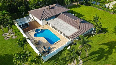 875 Nw 120th Avenue Plantation FL 33325