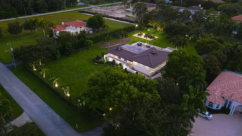 875 Nw 120th Avenue Plantation FL 33325