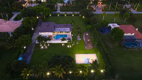 875 Nw 120th Avenue Plantation FL 33325