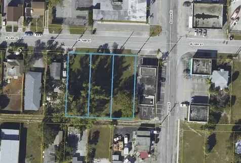 109 W 14th Street Riviera Beach FL 33404