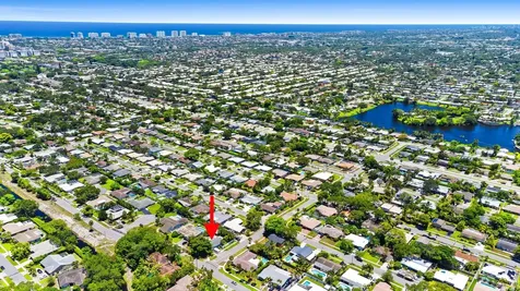 1098 Sw 2nd Street Boca Raton FL 33486