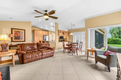 9556 E Lake Drive Boca Raton FL 33434