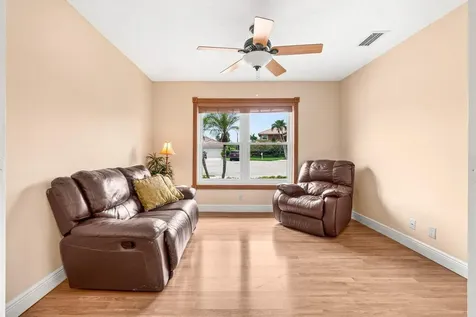 9556 E Lake Drive Boca Raton FL 33434