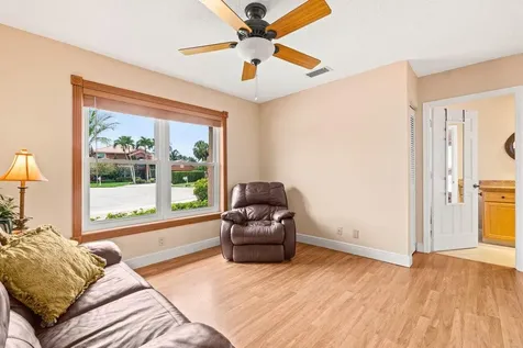 9556 E Lake Drive Boca Raton FL 33434