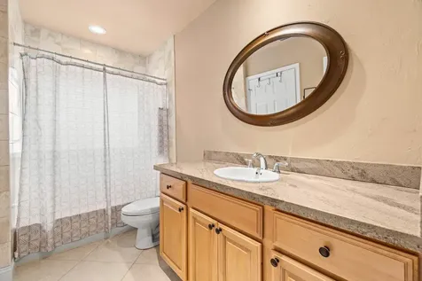 9556 E Lake Drive Boca Raton FL 33434
