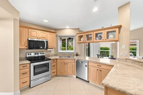 9556 E Lake Drive Boca Raton FL 33434