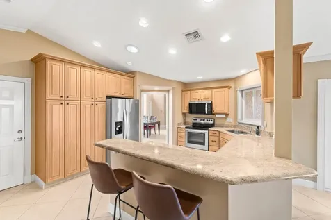 9556 E Lake Drive Boca Raton FL 33434