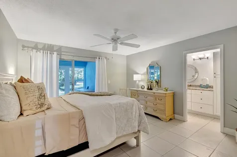 215 Manatee Lane Fort Pierce FL 34952