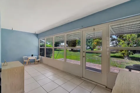 215 Manatee Lane Fort Pierce FL 34952