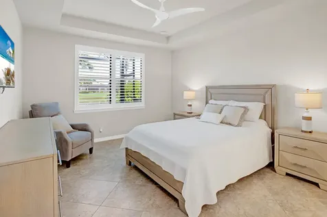 649 Se Monteiro Drive Port Saint Lucie FL 34984