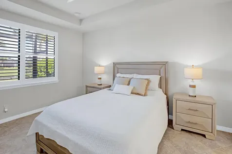 649 Se Monteiro Drive Port Saint Lucie FL 34984