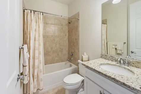 649 Se Monteiro Drive Port Saint Lucie FL 34984