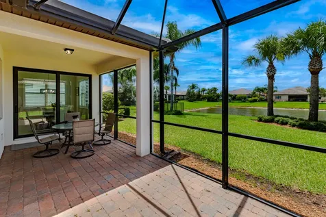 649 Se Monteiro Drive Port Saint Lucie FL 34984