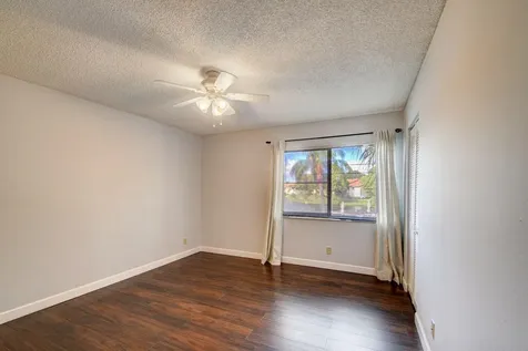4844 Sable Pine D2 Circle West Palm Beach FL 33417