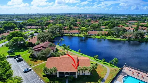 4844 Sable Pine D2 Circle West Palm Beach FL 33417
