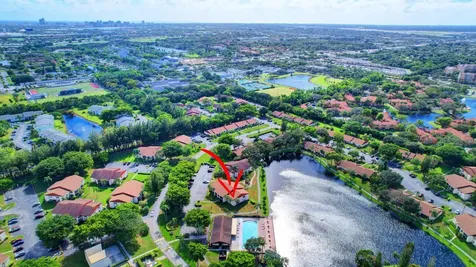 4844 Sable Pine D2 Circle West Palm Beach FL 33417