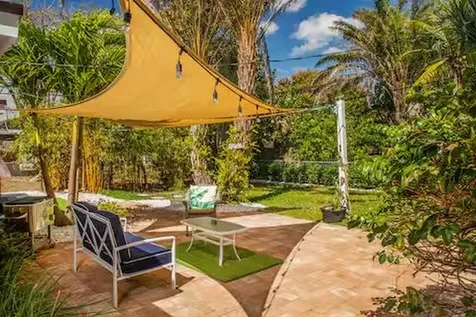 129 E Hart Street Lantana FL 33462
