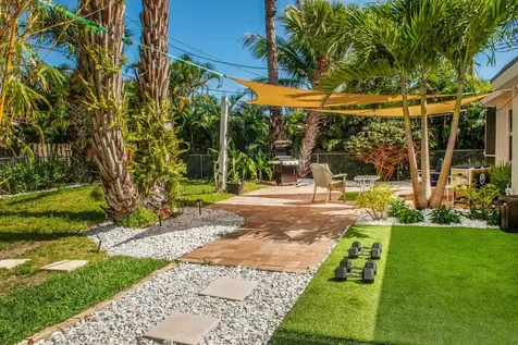129 E Hart Street Lantana FL 33462