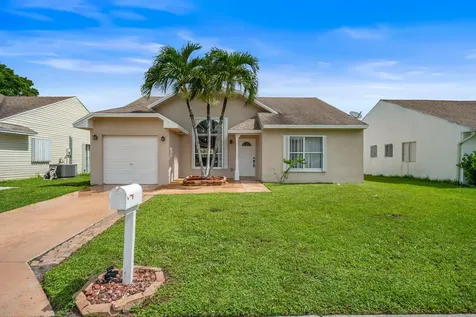 8155 Scenic Turn Boca Raton FL 33433