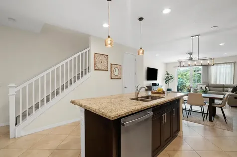 524 Sw Glen Crest Way Stuart FL 34997