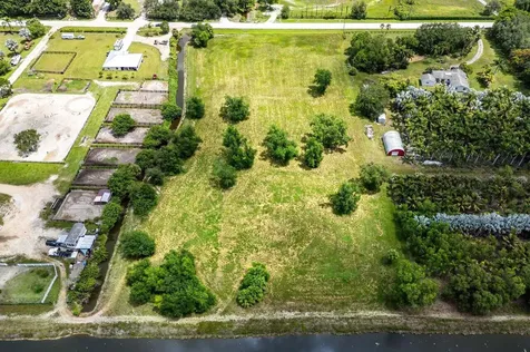 16526 Hollow Tree Lane Wellington FL 33470