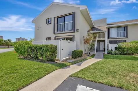 3209 S Lakeview Circle Hutchinson Island FL 34949