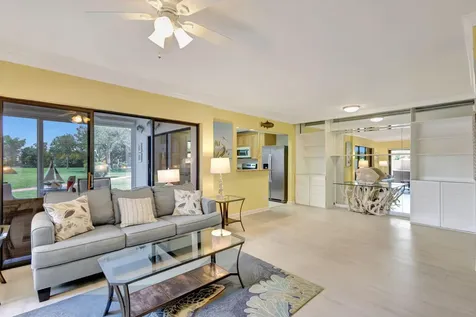 3209 S Lakeview Circle Hutchinson Island FL 34949