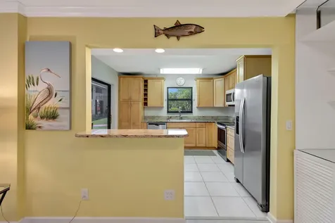 3209 S Lakeview Circle Hutchinson Island FL 34949