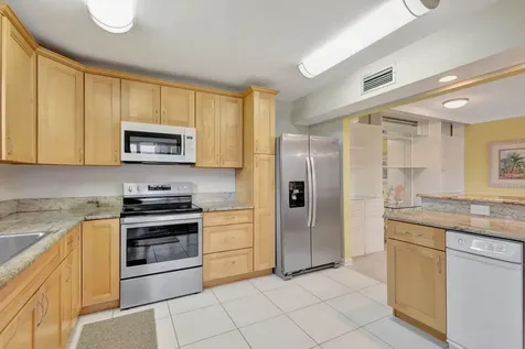3209 S Lakeview Circle Hutchinson Island FL 34949