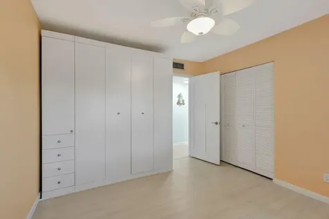 3209 S Lakeview Circle Hutchinson Island FL 34949