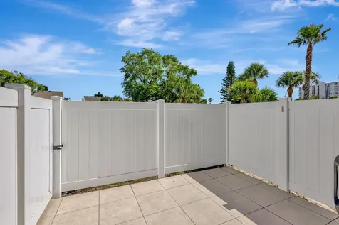 3209 S Lakeview Circle Hutchinson Island FL 34949