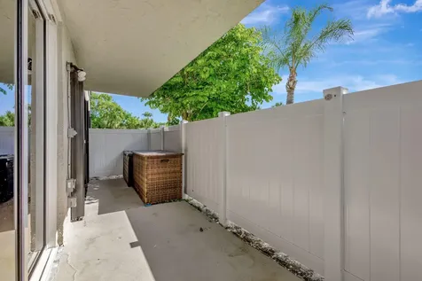 3209 S Lakeview Circle Hutchinson Island FL 34949
