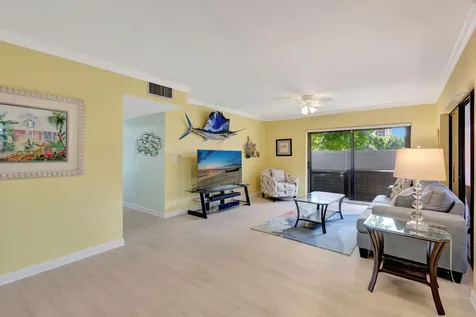 3209 S Lakeview Circle Hutchinson Island FL 34949