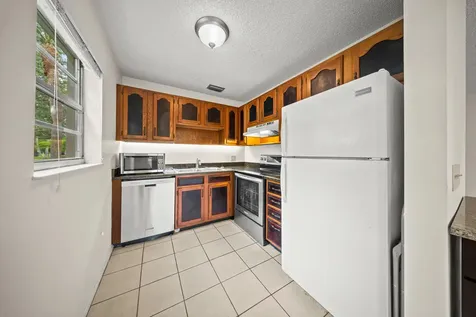 8 Lake Vista Trail Port Saint Lucie FL 34952