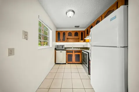 8 Lake Vista Trail Port Saint Lucie FL 34952