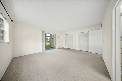 8 Lake Vista Trail Port Saint Lucie FL 34952