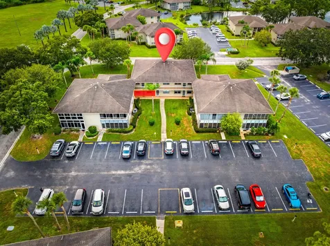 8 Lake Vista Trail Port Saint Lucie FL 34952