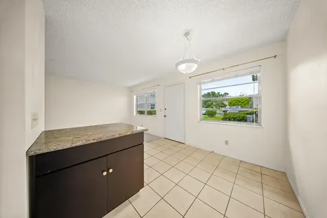8 Lake Vista Trail Port Saint Lucie FL 34952