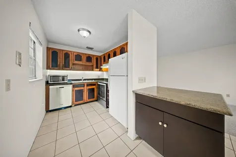 8 Lake Vista Trail Port Saint Lucie FL 34952