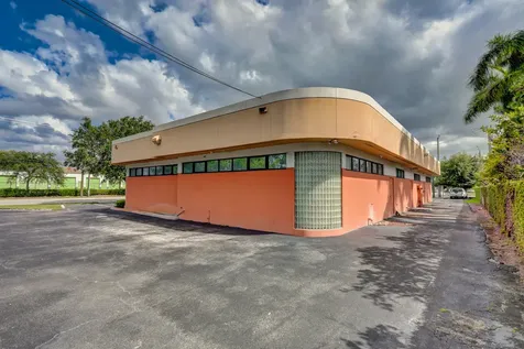 3537 Forest Hill Boulevard West Palm Beach FL 33406